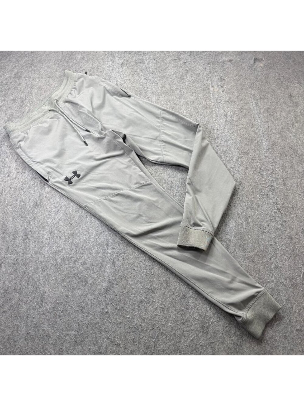 Under Armour Sportstyle Elite Jogger Men M Gray 30” Fitted HeatGear 1351089